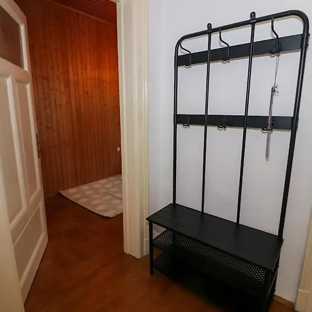 Altbauwohnung