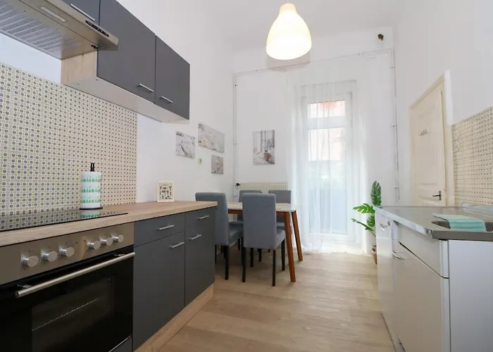 Altbauwohnung * Graz